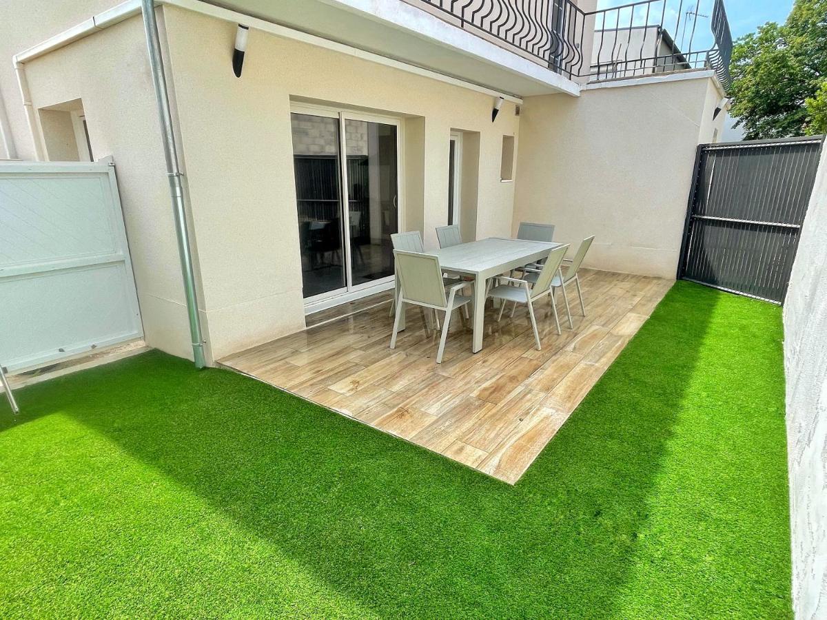 Les Appartements Du Carnot - Terrasses Et Jardins La Rochelle  Exteriér fotografie