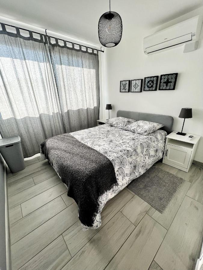 Les Appartements Du Carnot - Terrasses Et Jardins La Rochelle  Exteriér fotografie